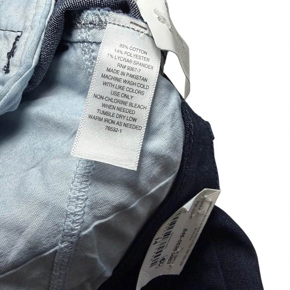 St Johns Bay Womens Mid Rise Capri Pants Dark‎ Wash Denim Size 14 New