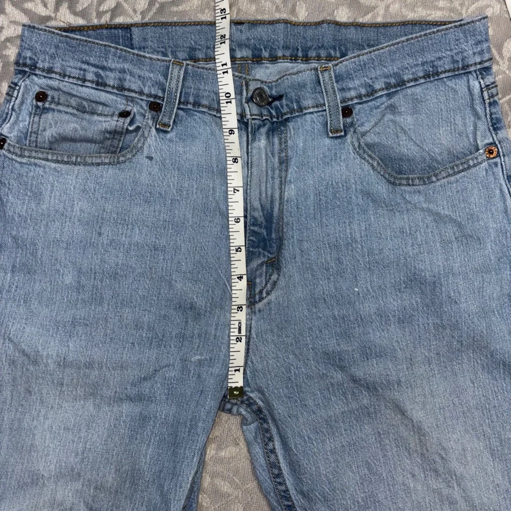 Levis 505 Regular Fit Straight Leg Light Wash Blue Denim Mens 33x30 (E34)