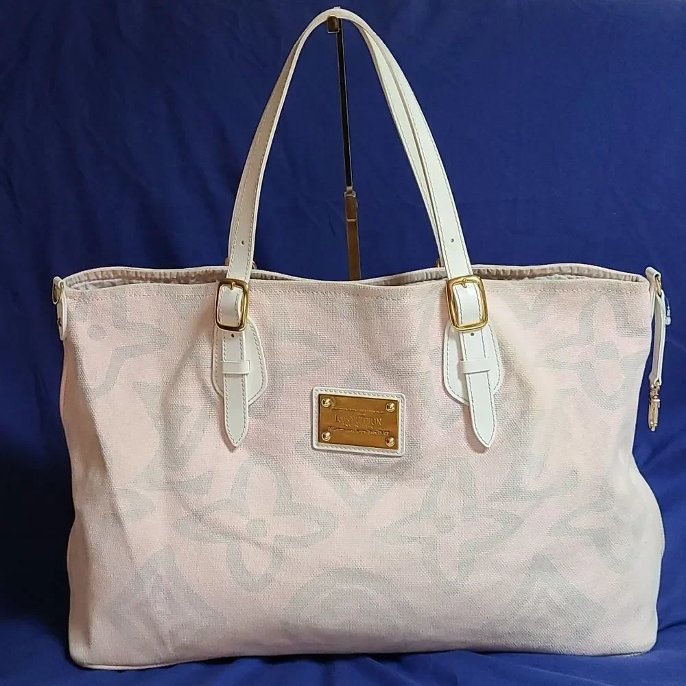 Louis Vuitton preloved louis
