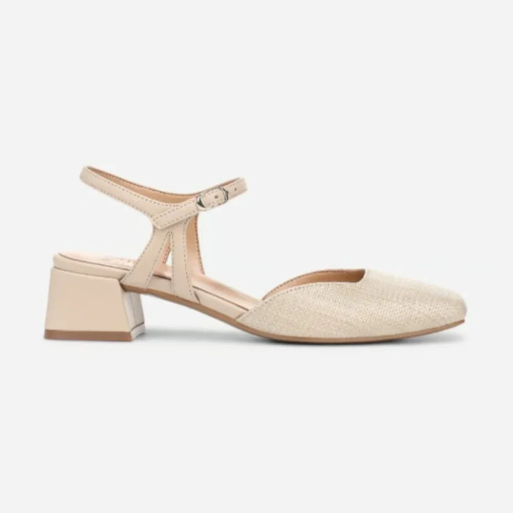 Naturalizer heel tissue shoe