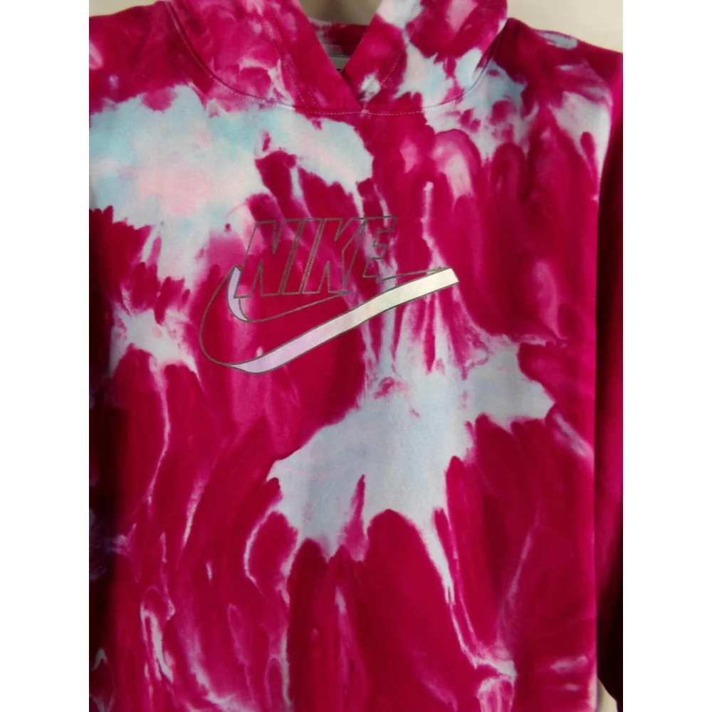 Nike large reclaimed