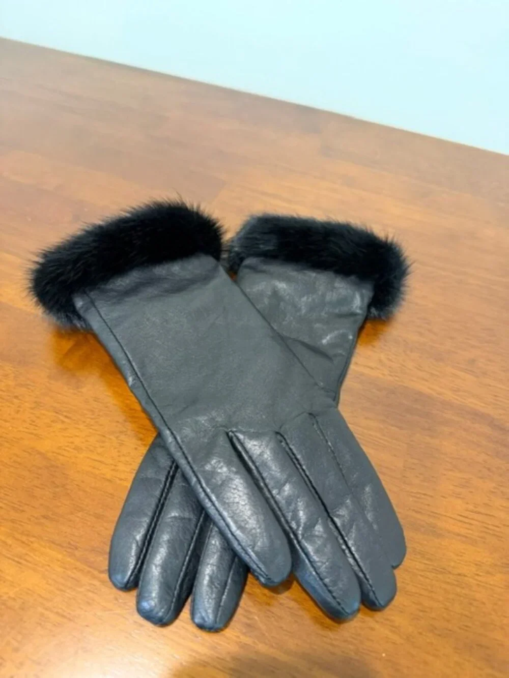 Leather Cashmere Lining Women’s Gloves Used