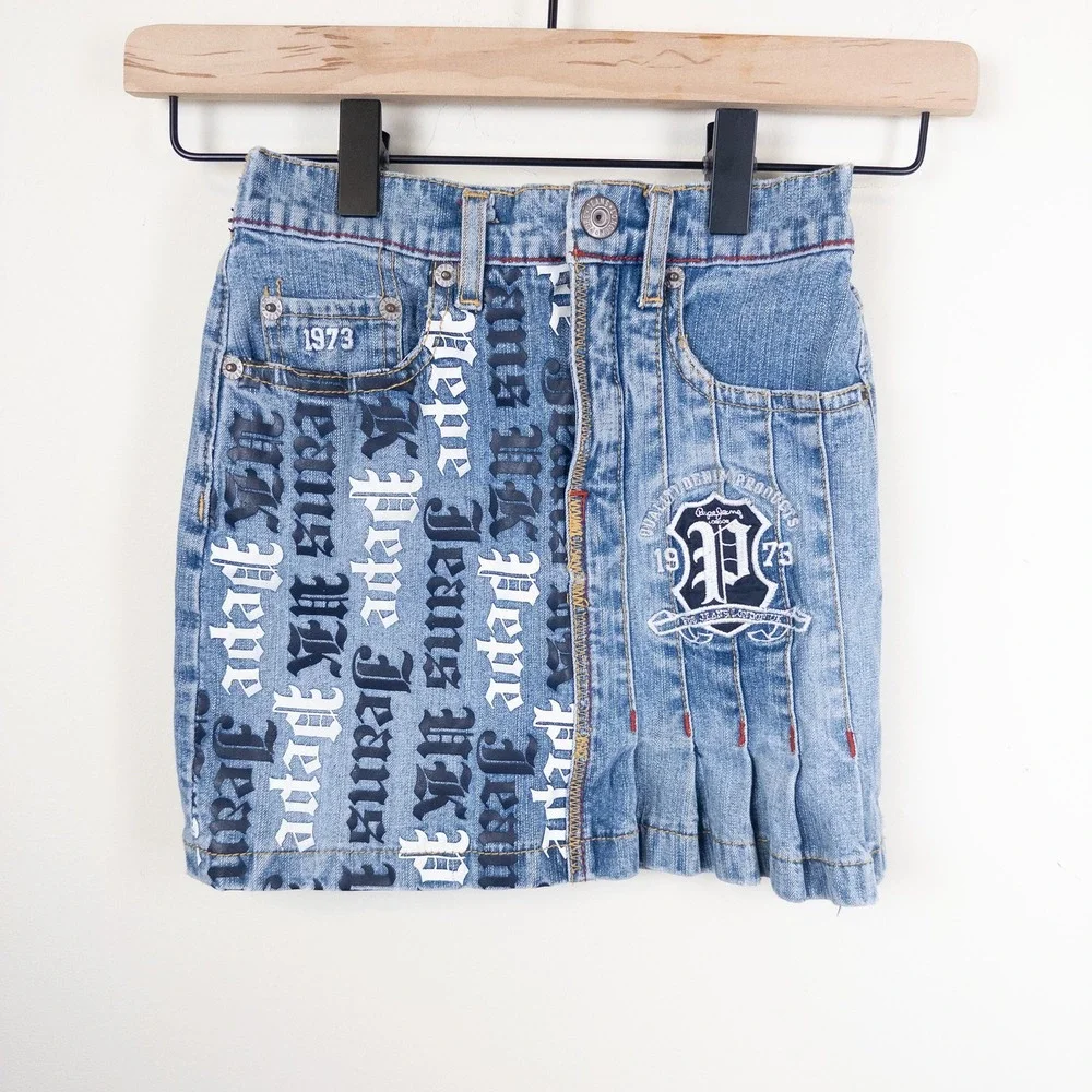 Vintage Y2K Pepe Jeans Denim Skirt Kids Medium 4-5 Blue Gothic Print‎ Pleated