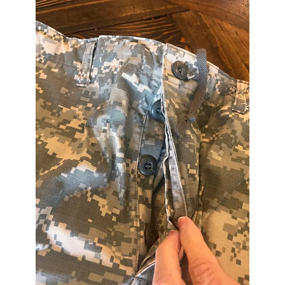 Army Digital Camo Cargo Combat Pants Men Medium X Long Outdoor Hiking Travel