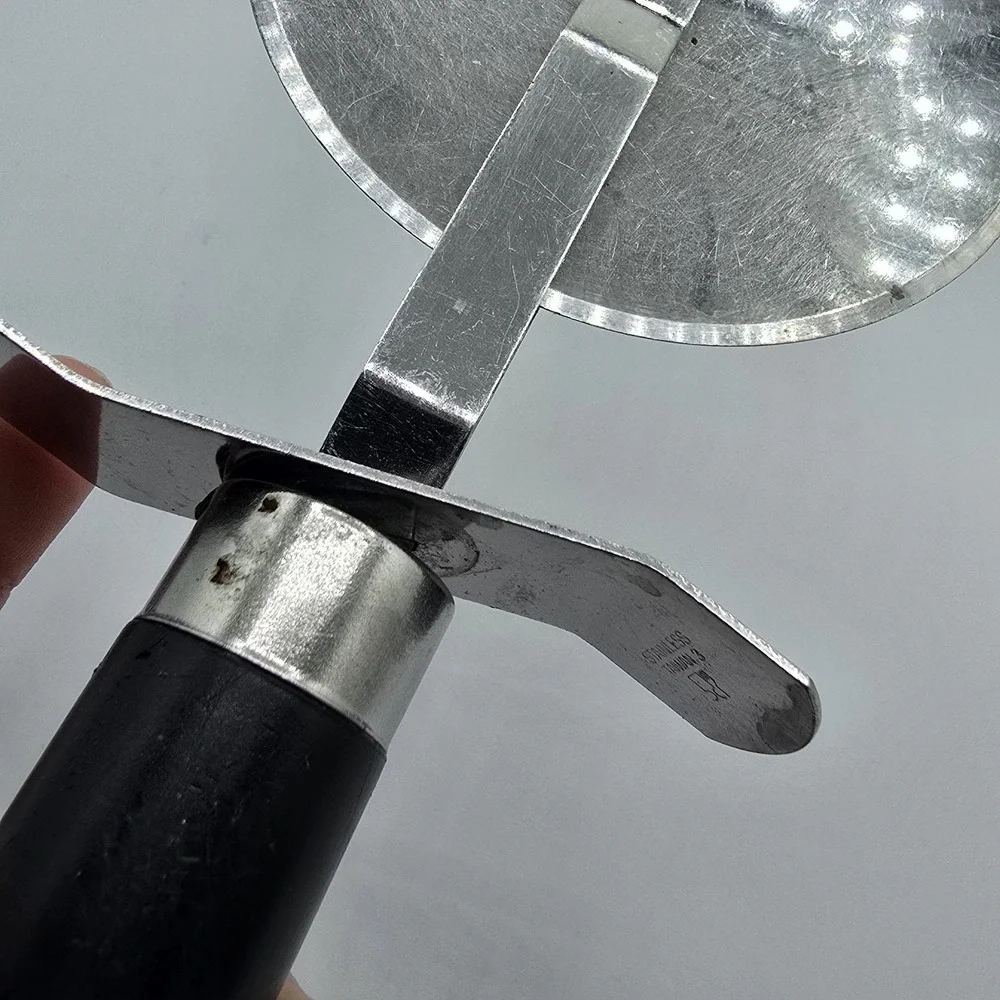 Pampered‎ Chef Pizza Cutter Stainless Steel Slicer Taiwan Retired NO COVER