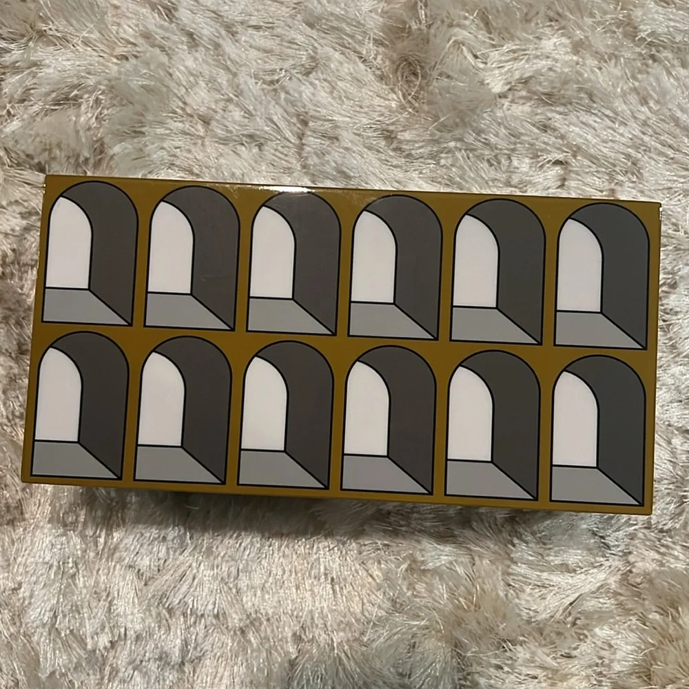 Jonathan Adler flaws high