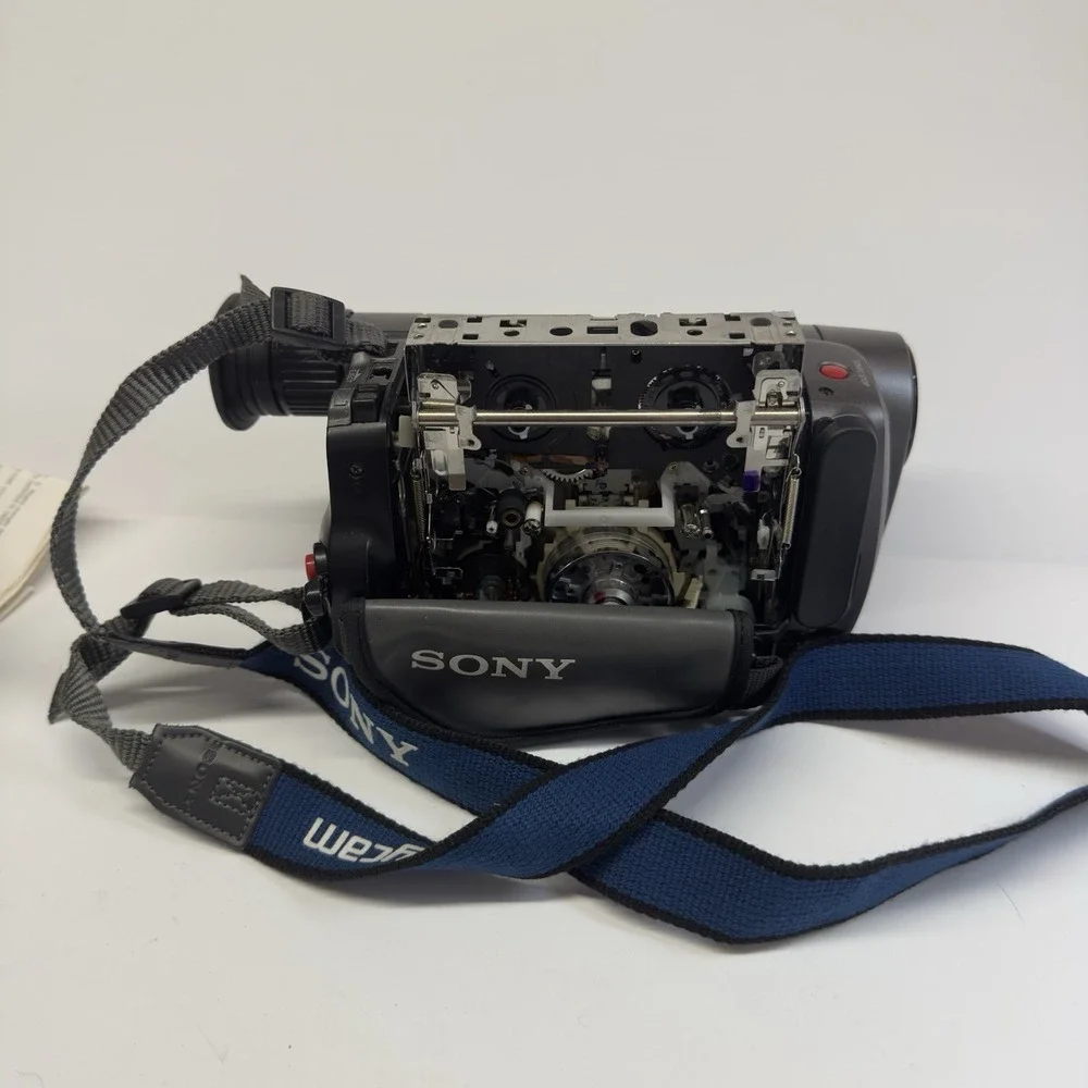 Sony ccd trv22