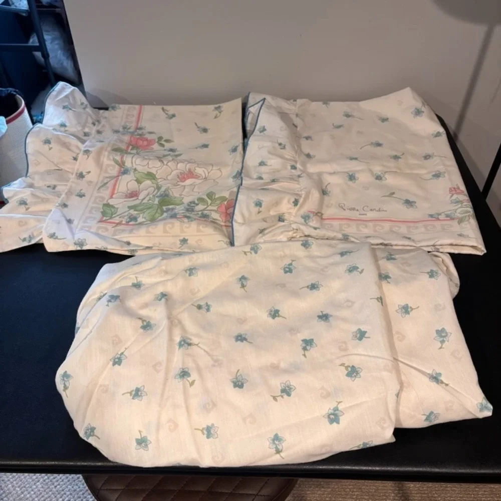 VTG Ruffled Floral Pierre Cardin Burlington Standard Pillow Cases & Full Sheet