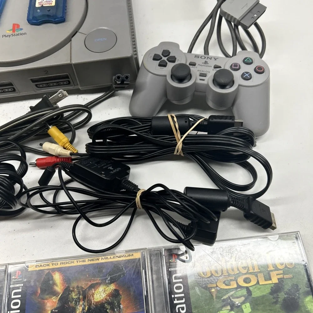 Sony PlayStation PS1 SCPH-5501 Bundle With 7 Games- Tested - Working
