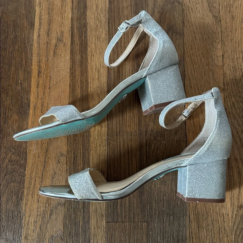 Betsey Johnson betsey johnson