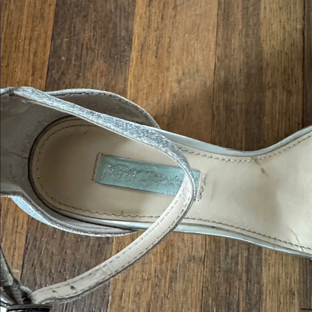 Betsey Johnson betsey johnson
