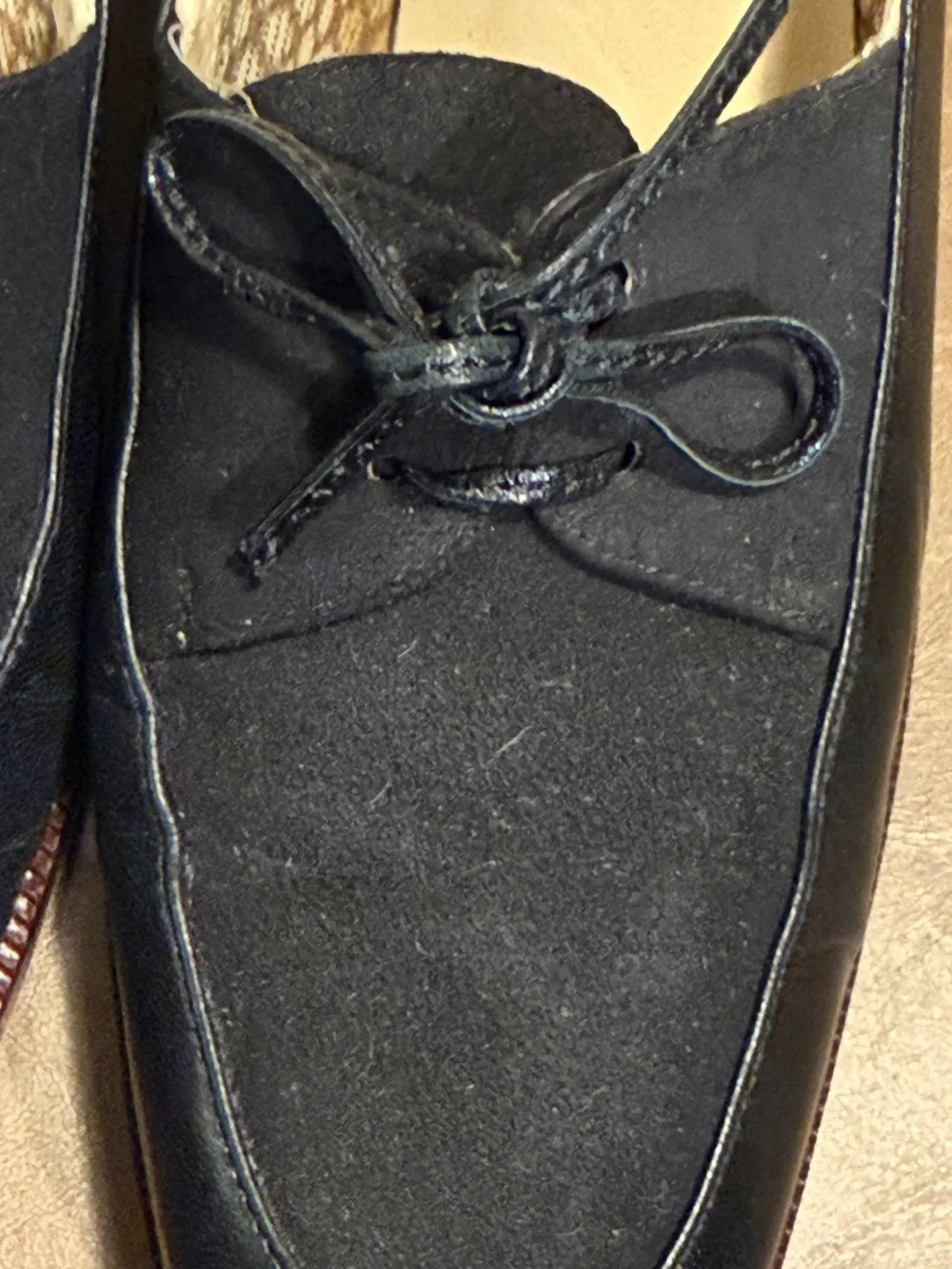 Amalfi by Rangoni Italy Black Leather Kitten Heel Pumps 7.5A Vintage Chic