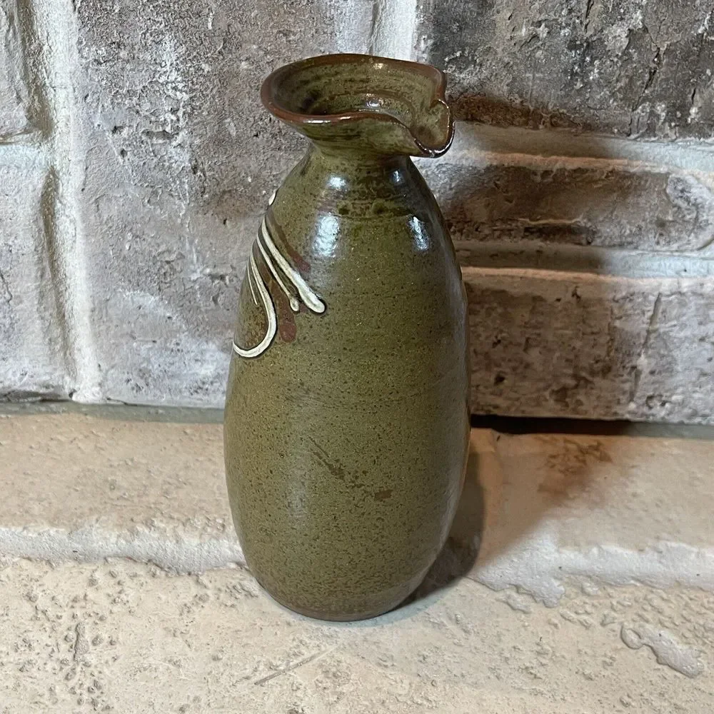 Studio Art Pottery Vase 6.5‎ Inch Olive Green Fish Skeleton Fossil Signed