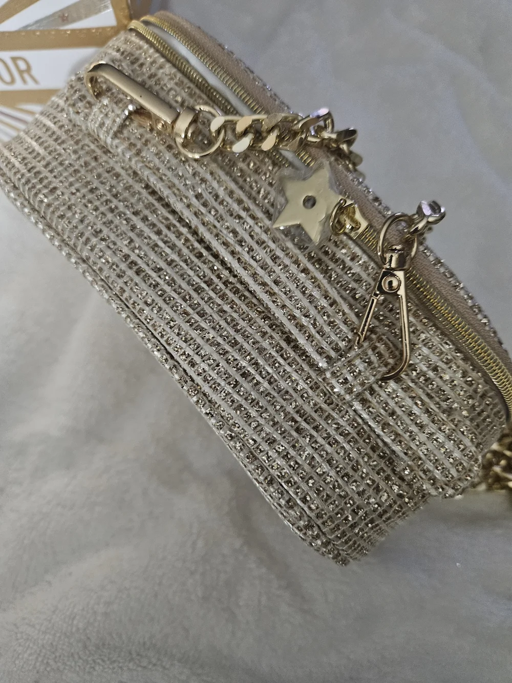 💞💘Womens Christian Dior Gold Cosmetic Bag With Chain - NWOT💞❣️