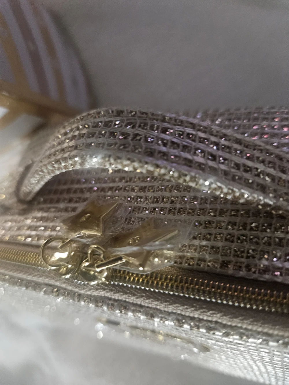 💞💘Womens Christian Dior Gold Cosmetic Bag With Chain - NWOT💞❣️