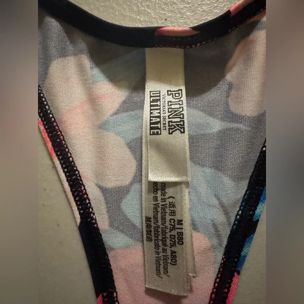 Victorias Secret bold women’s