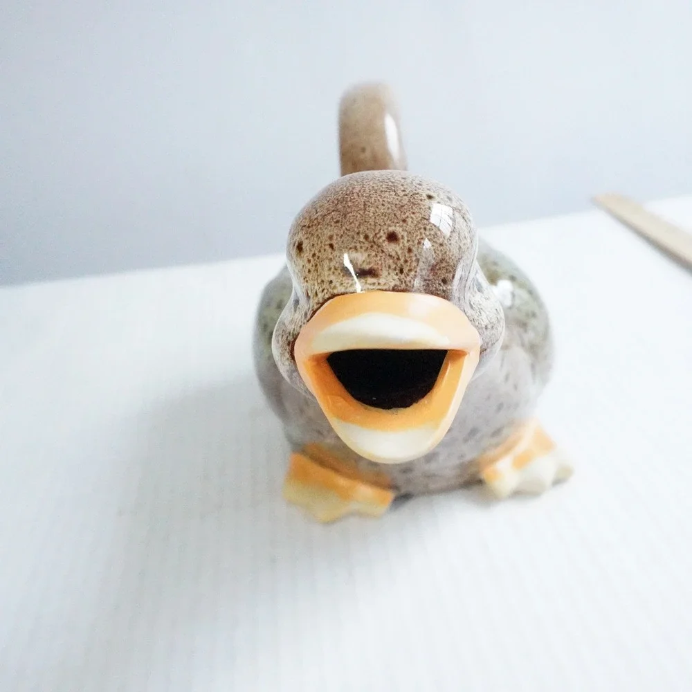 N/A charming ceramic