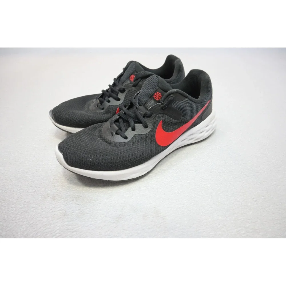 Nike soft performance