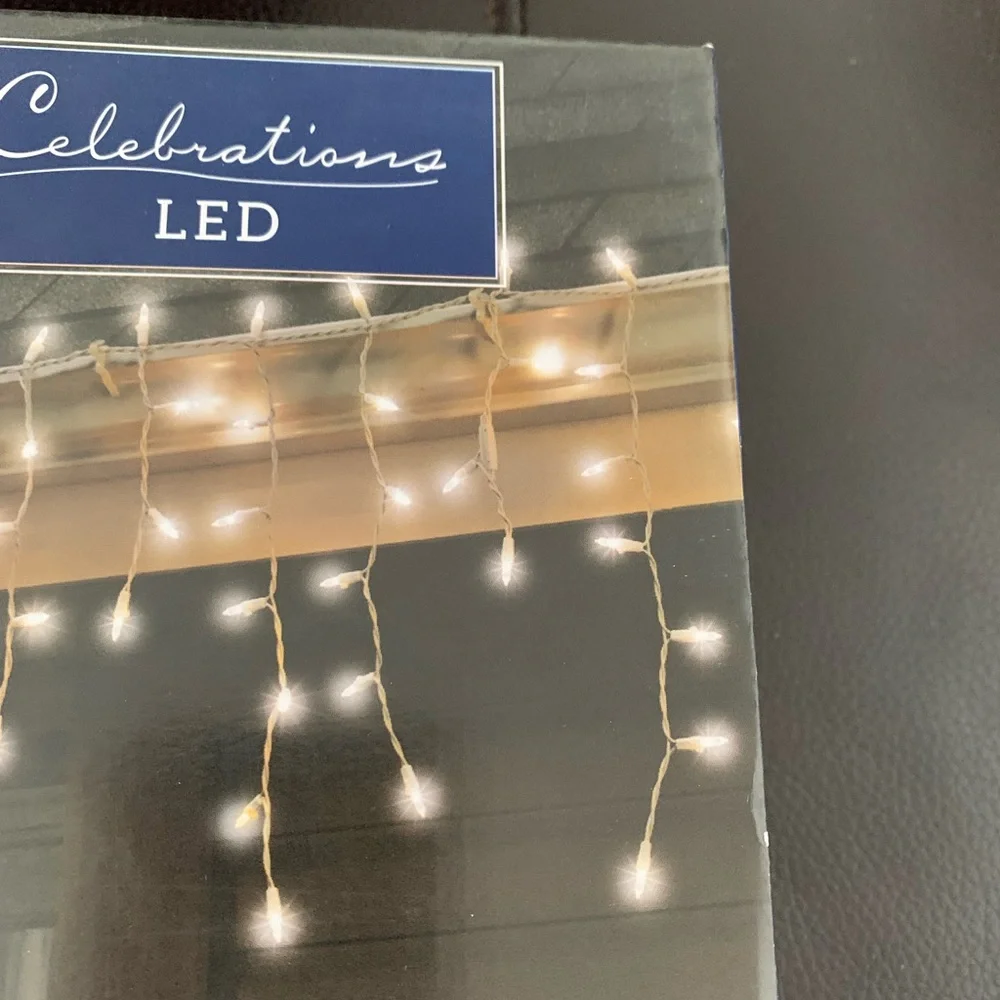 NOS ICICLE STYLE 100 count Cool White Christmas Lights Celebrations LED Tested
