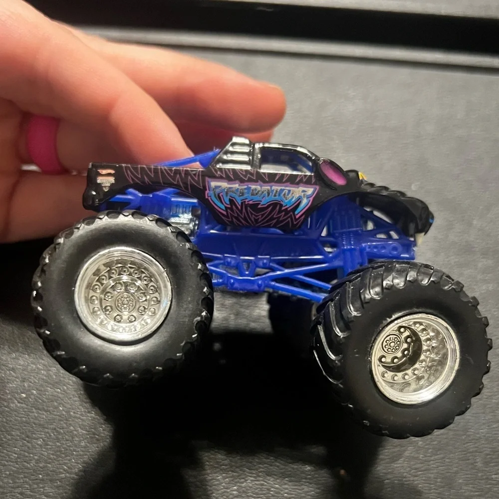 Hot Wheels it has