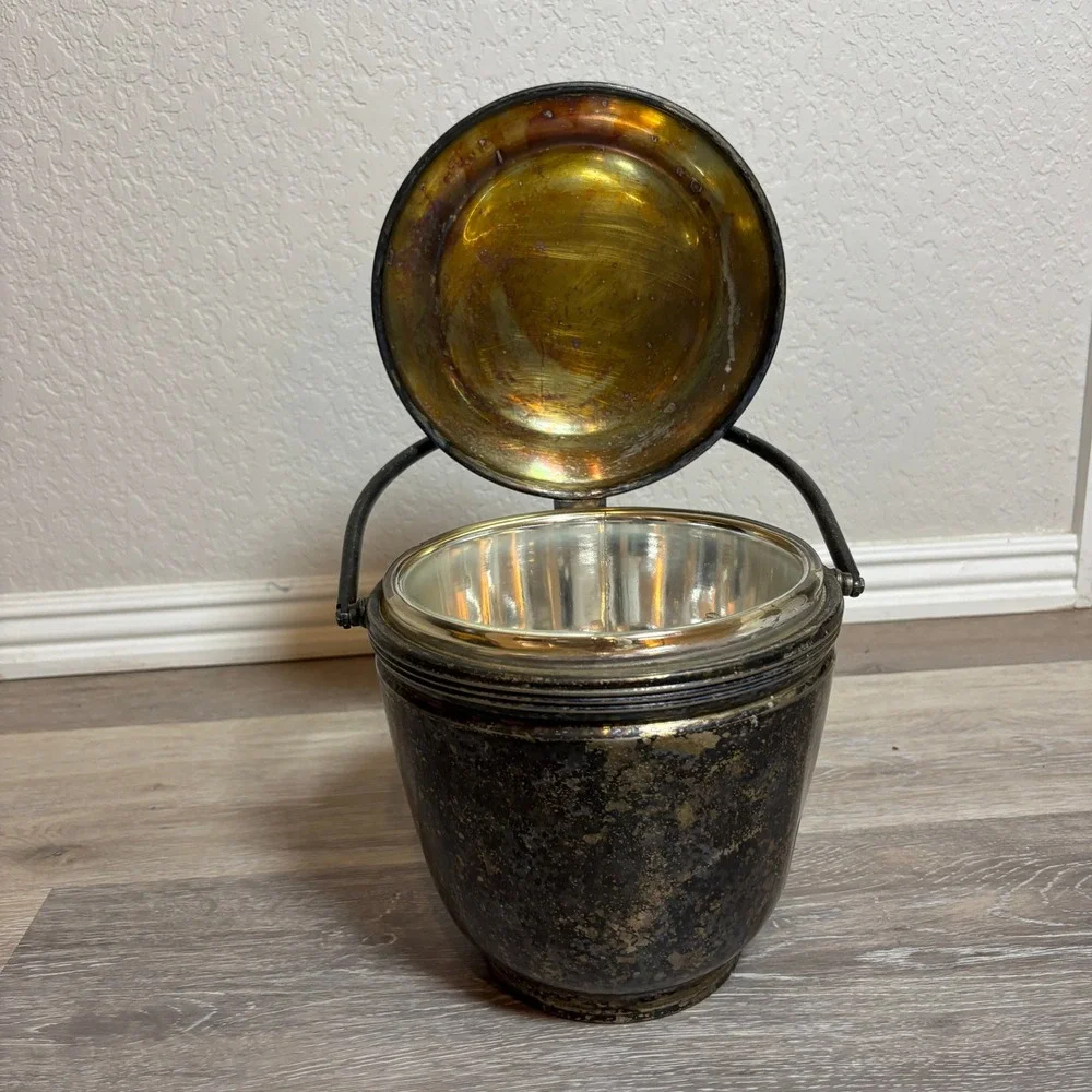 N/A material silver