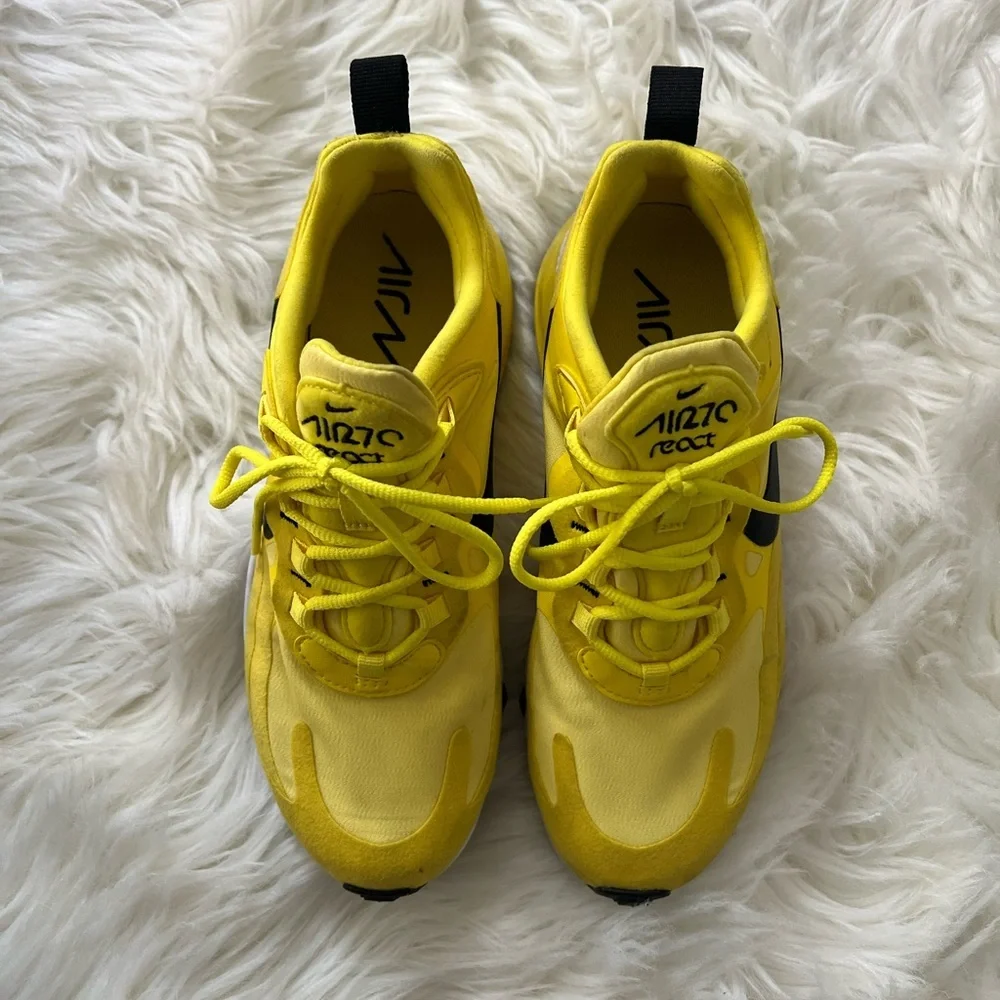Nike women’s air