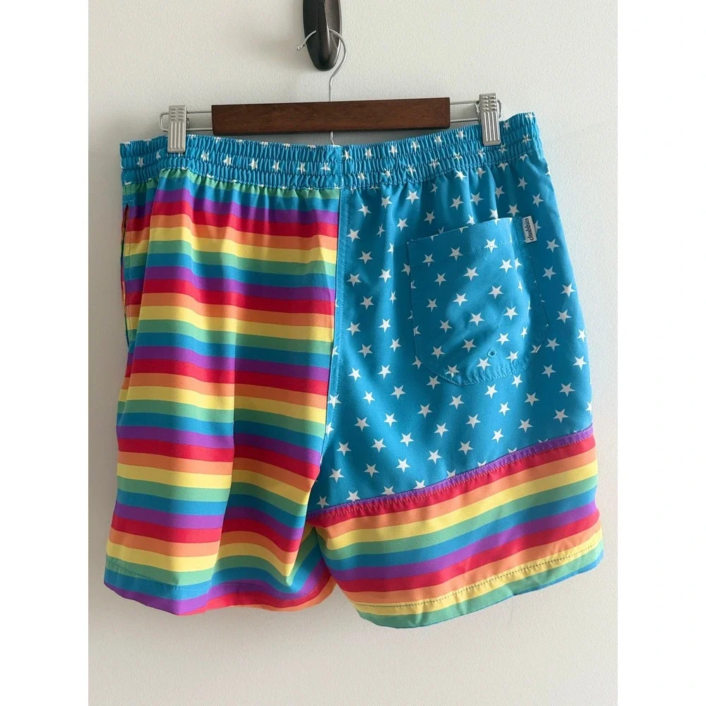 Chubbies Mens XL Swim Trunks Rainbow Stripes Stars Pride 5.5 Inch Inseam Blue