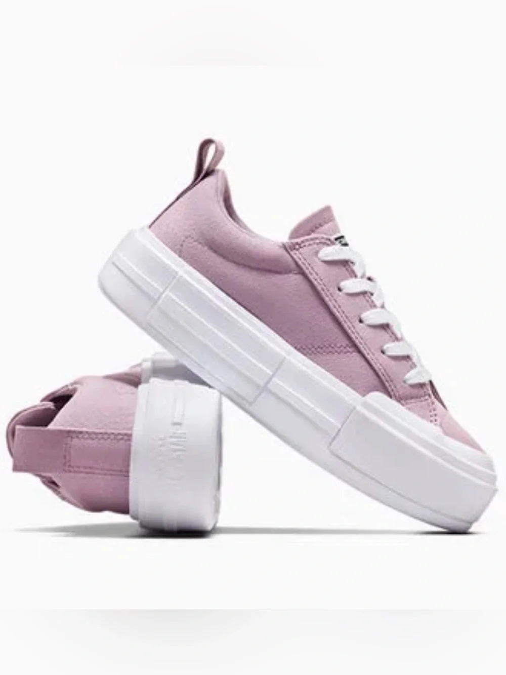 Converse Chuck Taylor All Star Cruise sneakers in the color Orchid Dust