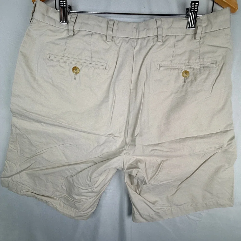 Peter Millar Mens Khaki Beige Flat Front Chino Shorts Size 34 Golf Casual