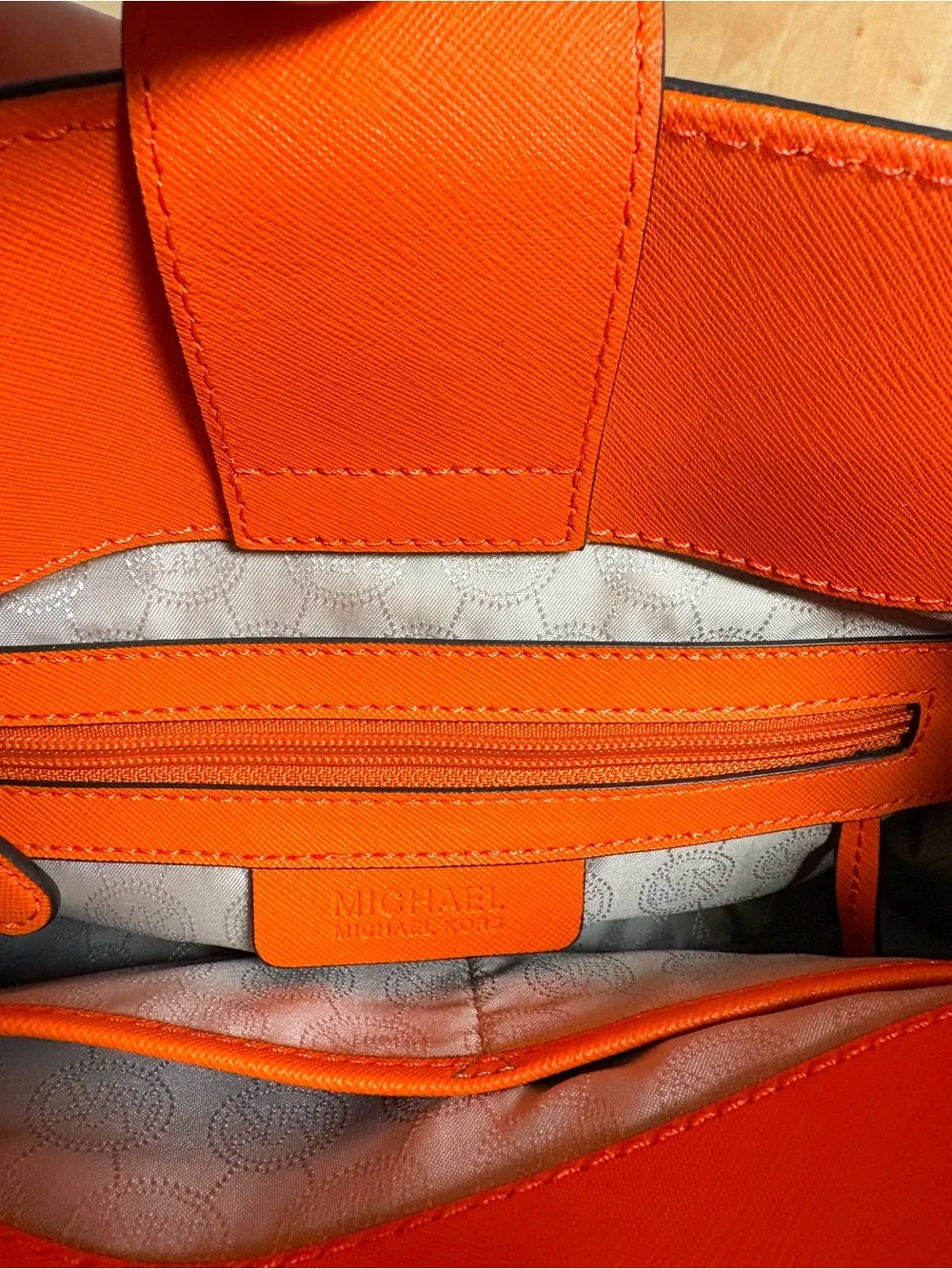 Michael Kors vibrant michael