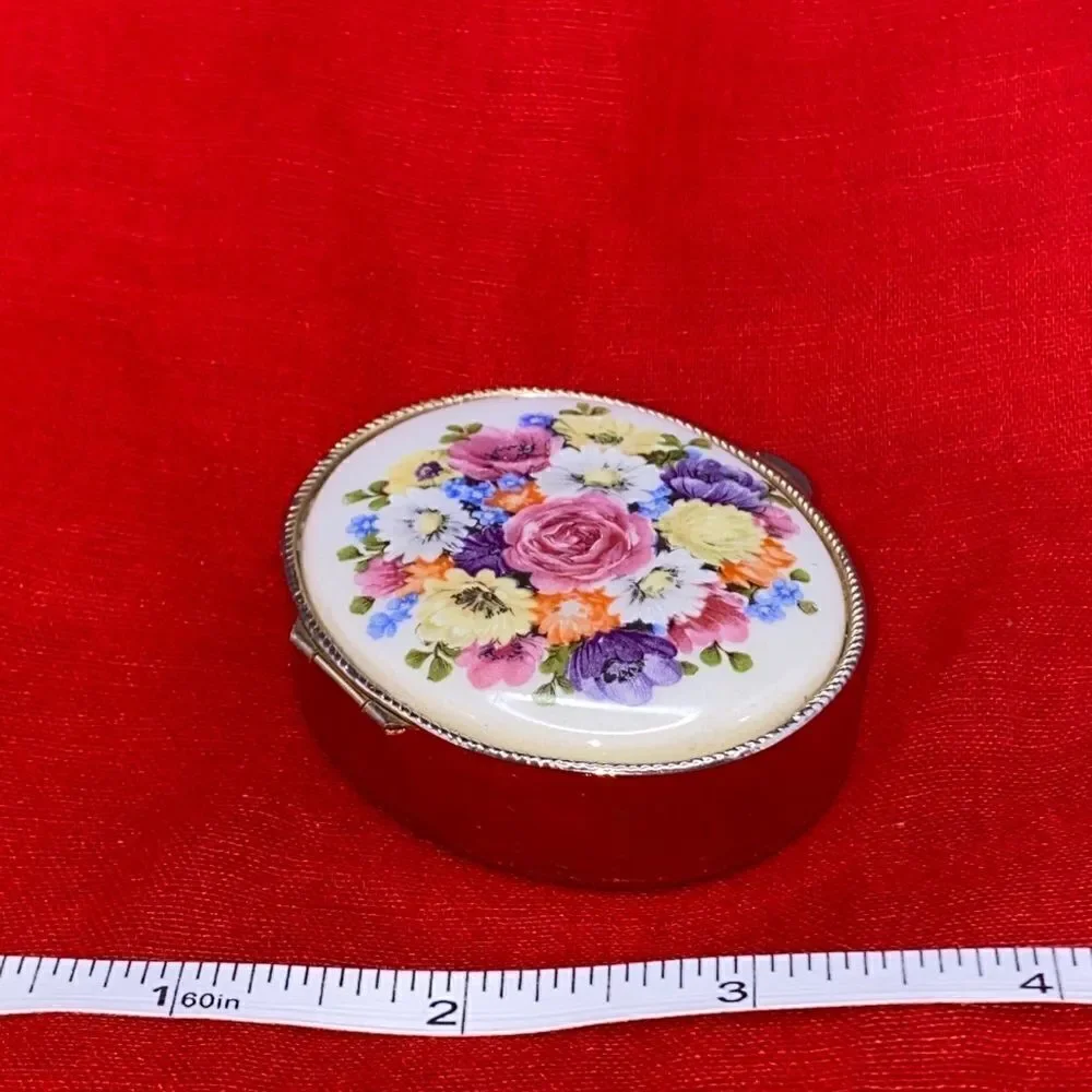 N/A beautiful small