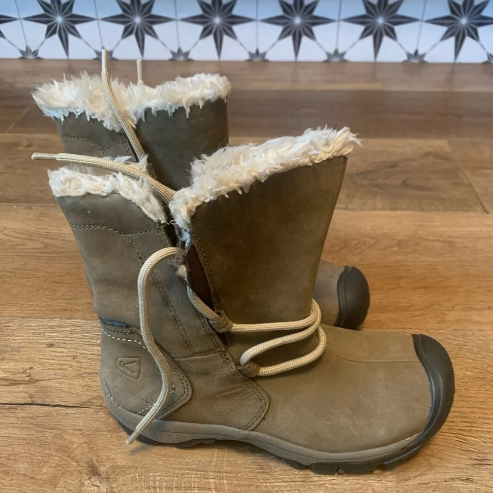 Keen Youth Brown Winter Boots