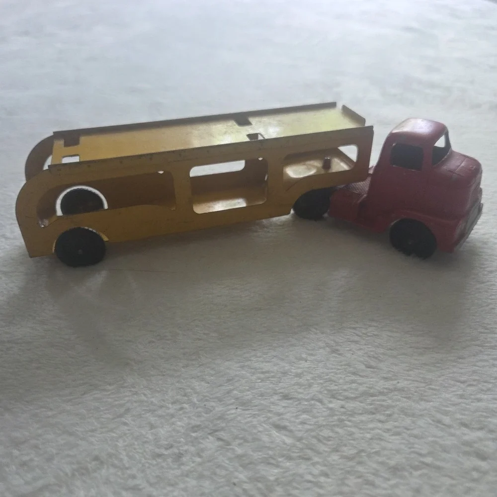 TootsieToy International RC 180 Auto Transport w/o Tin Ramp Single Axle Trailer