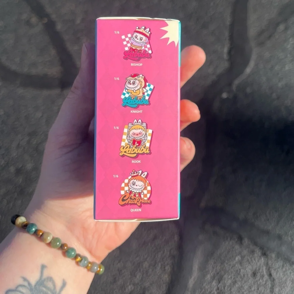 POP MART pop mart
