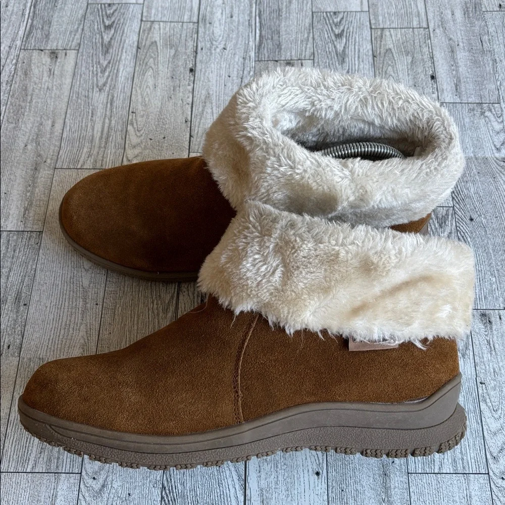 Minnetonka womens brown