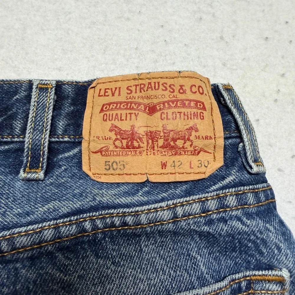 Levis levis 505