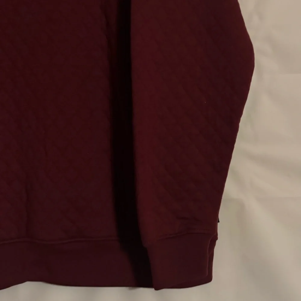Izod wear pullover texture