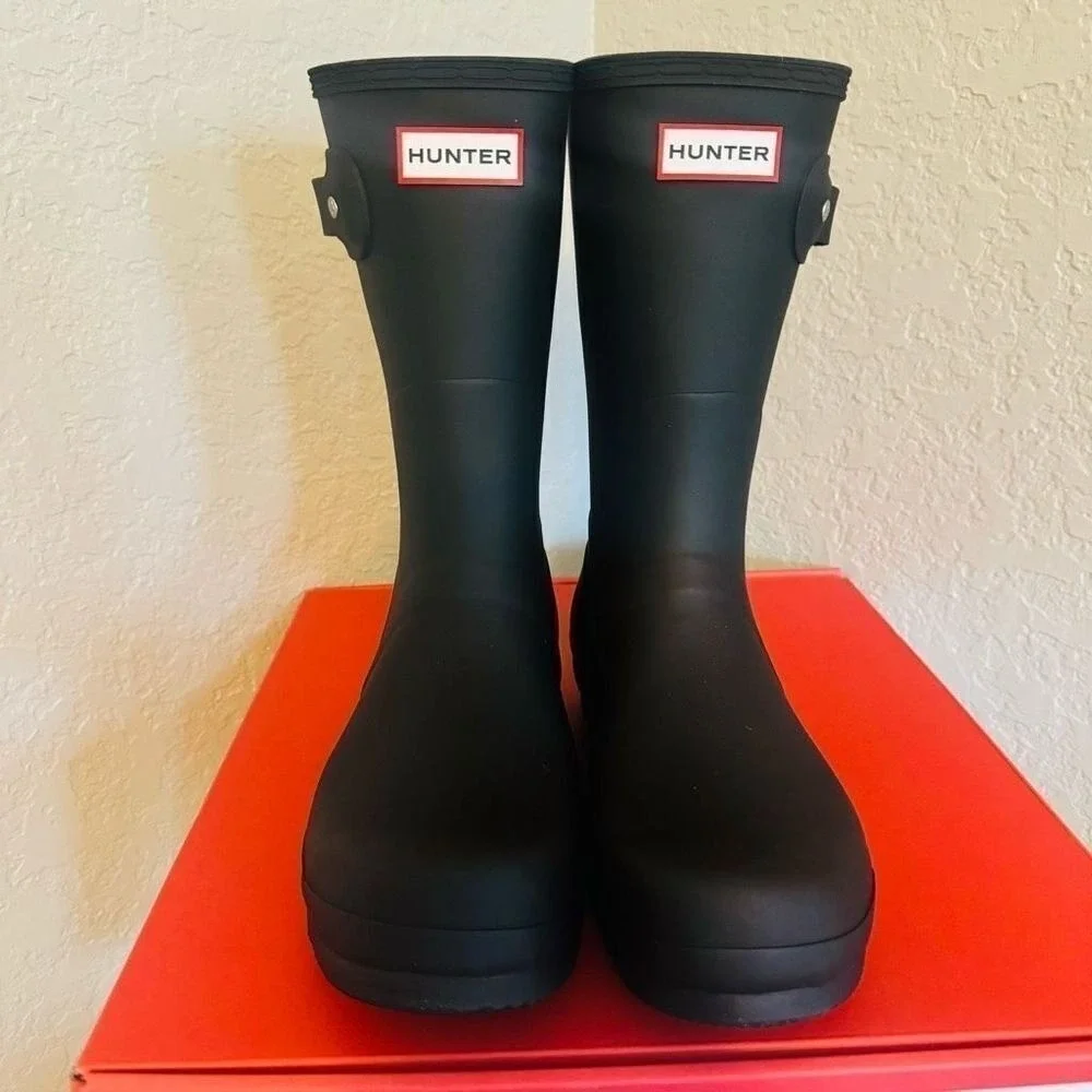 HUNTER Original Short Waterproof Rain Boot, Rubber Black,‎ Size 11, NWT