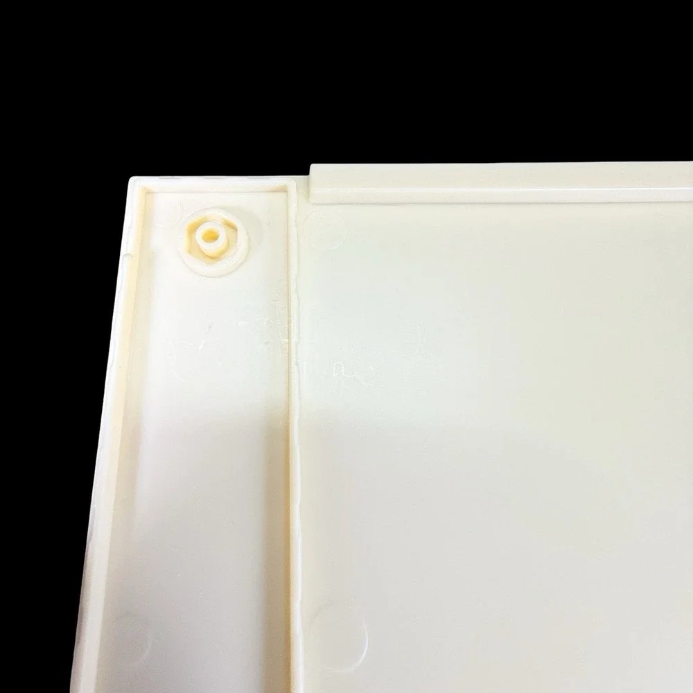 MGA Entertainment top headboard