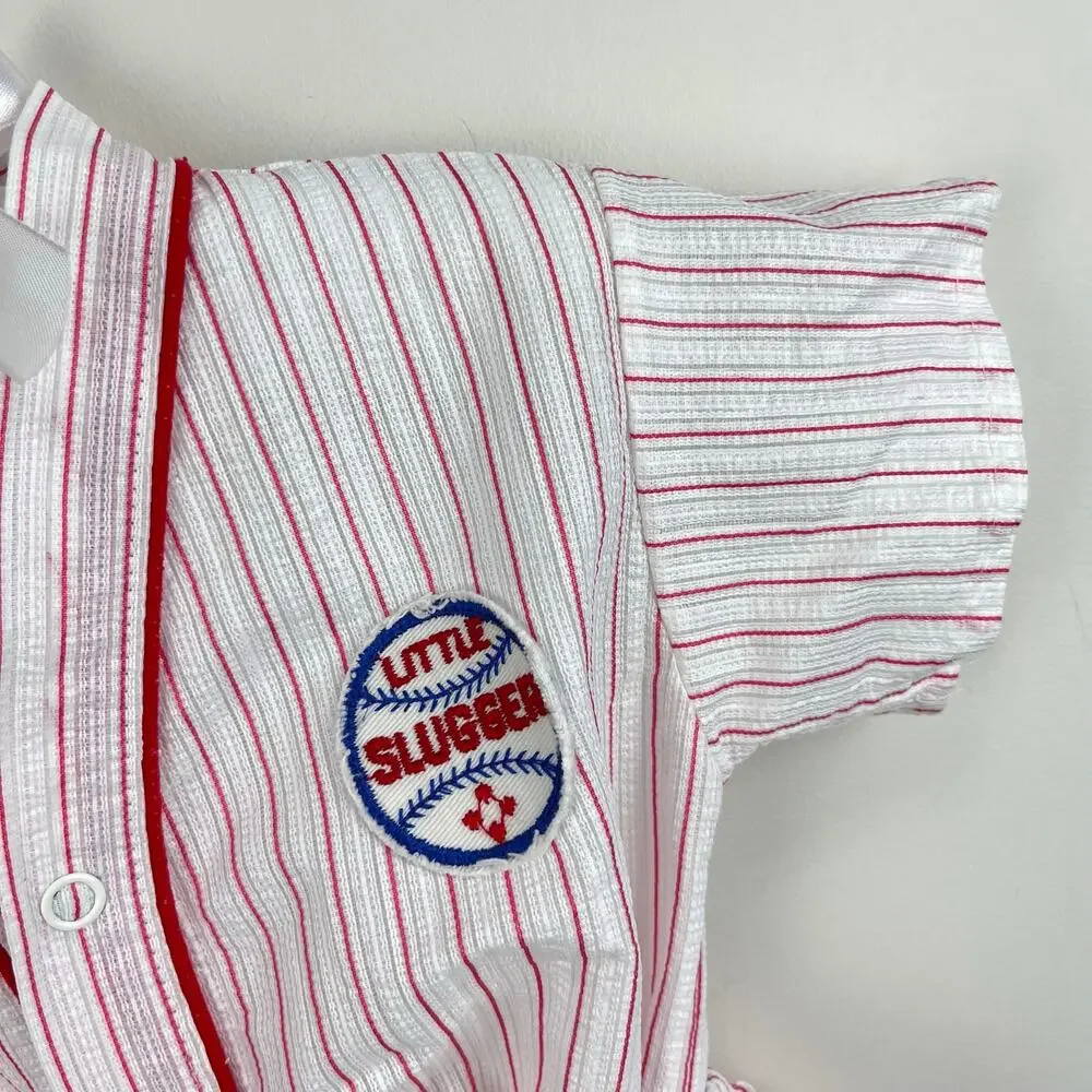 Vintage red striped