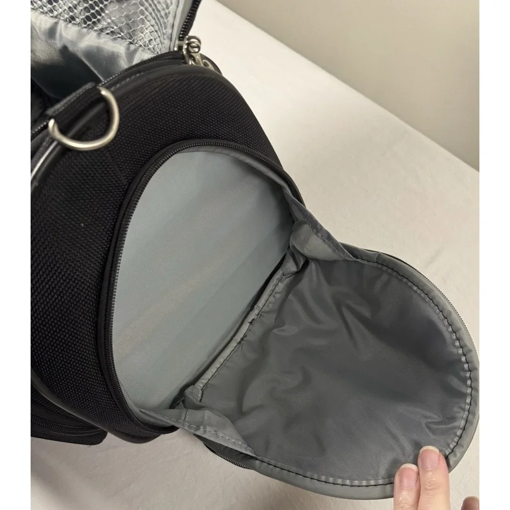 American Tourister zippers works