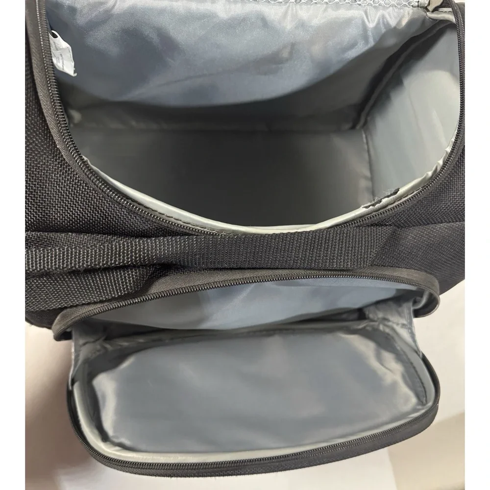 American Tourister zippers works