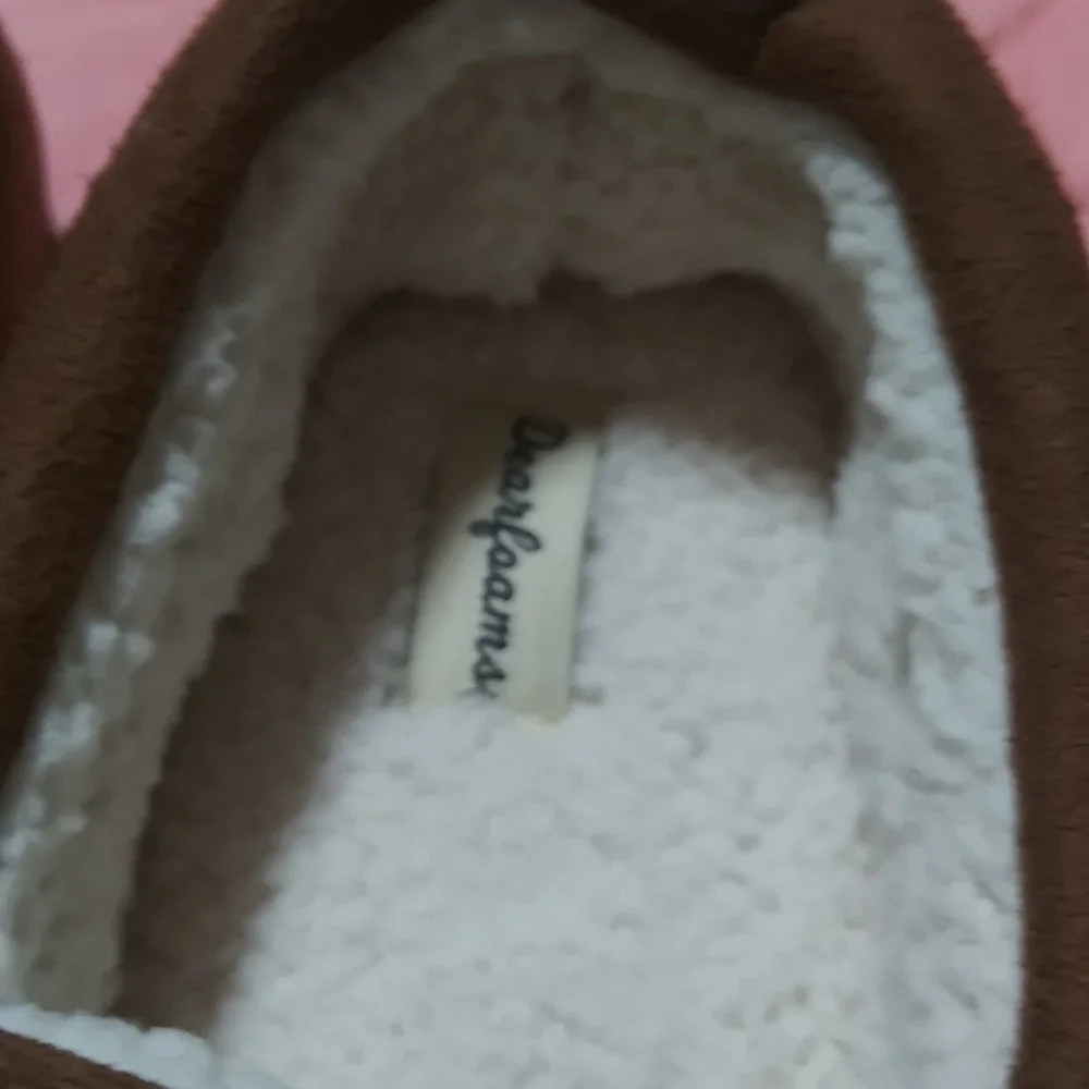 dearfoams nwt size