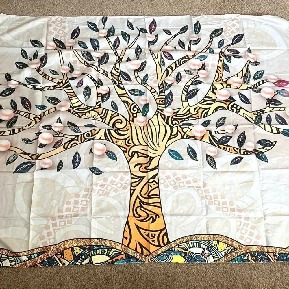 Beautiful Tree of Life Tapestry - NWOT
