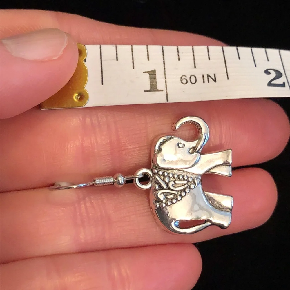 N/A charming silver