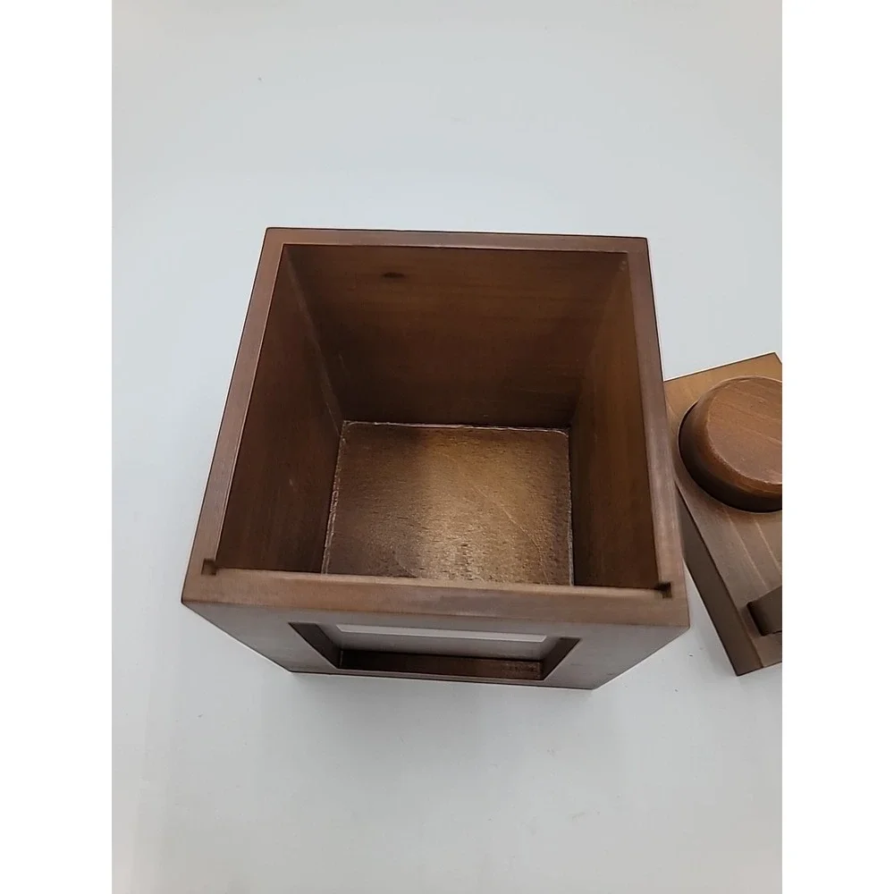 The Unbranded Brand this listing