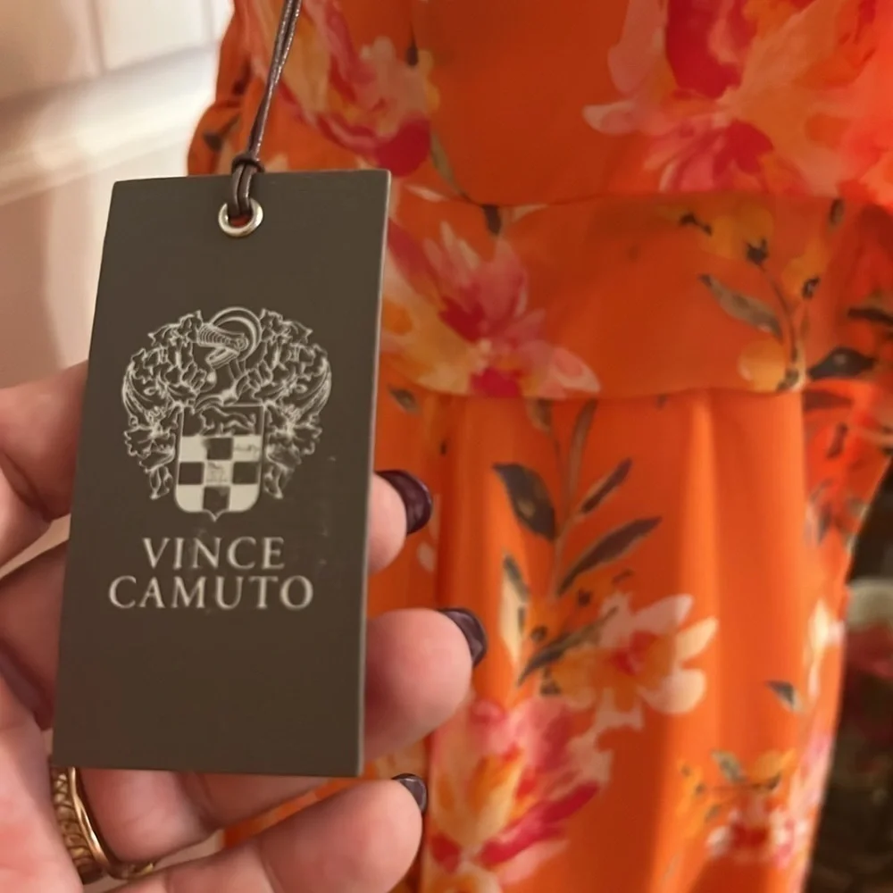 Vince Camuto bright burst