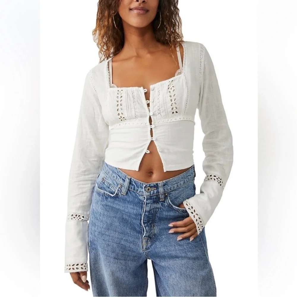 Free People botton crop smocked