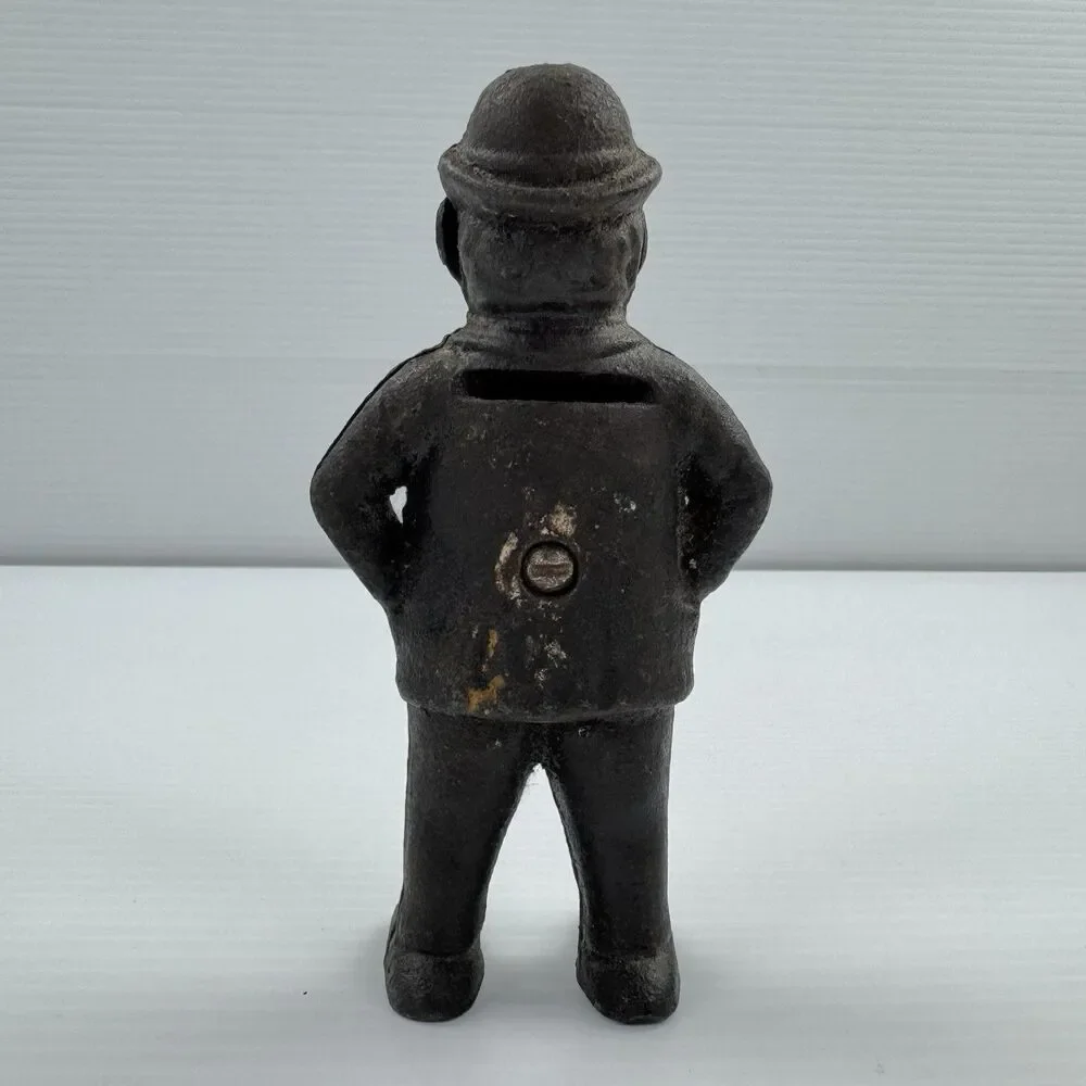 N/A material cast