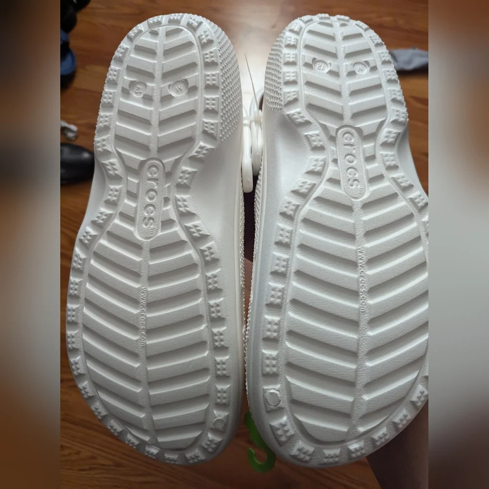CROCS new no
